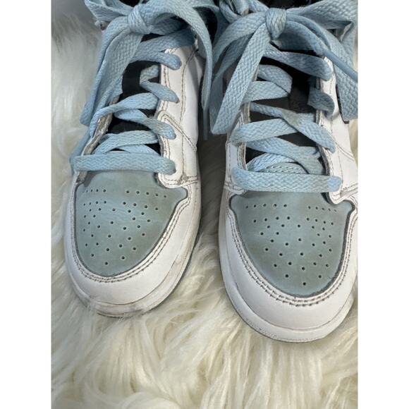 Nike Air Jordan High Tops White Black Powdered Blue Toddle Sneakers size 13C - Picture 2 of 9